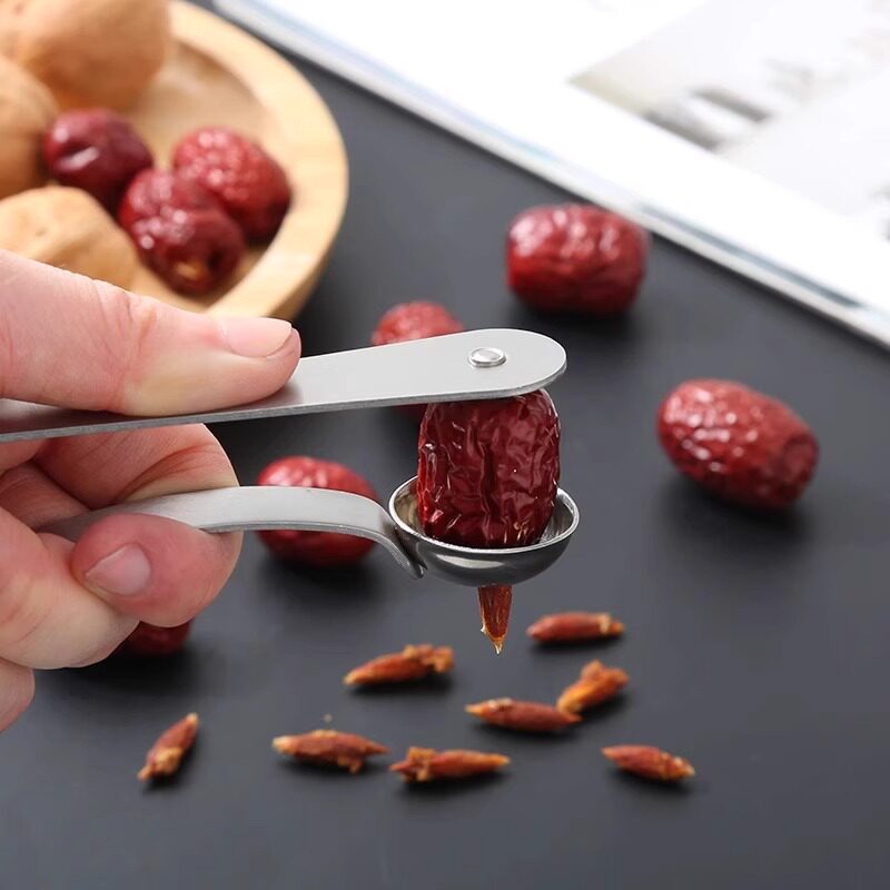 Estrattore di noccioli per dat - Kitchen Gadgets Usa recensione e prezzo
