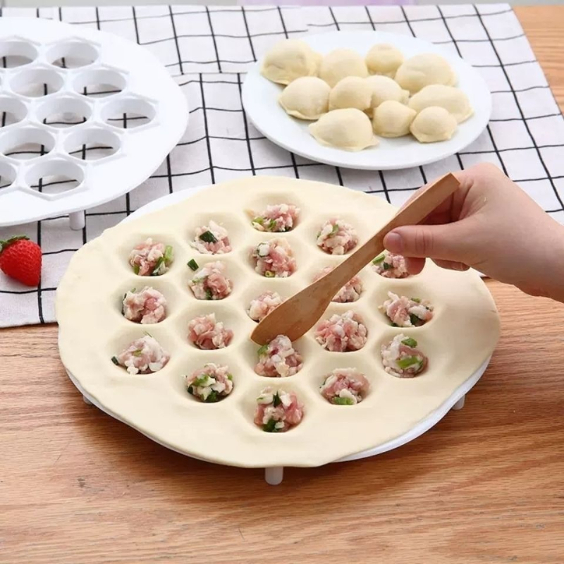 Stampo per Ravioli a 19 Fori,  - Kitchen Gadgets For Cooking recensione e prezzo
